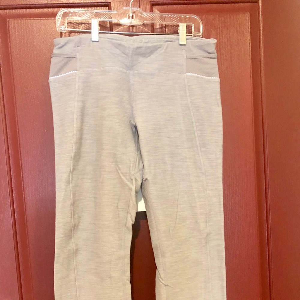 Lululemon ride on crops Gray